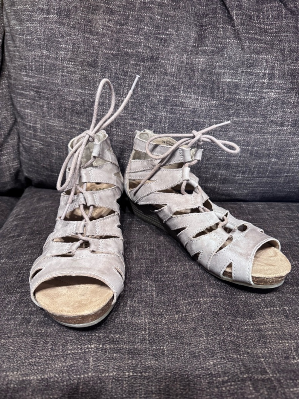 Earth Origins Harley Women's Leather Gladiator wedge Sandals lace up zip size 7